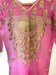 Beautiful Pakistani Kurti