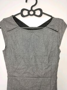 So Fancy Rich Look Dress.. New..Unused ..Bust -28,30
