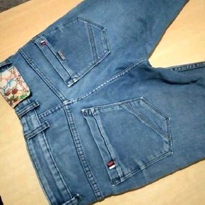 Thick Denim Capri Short