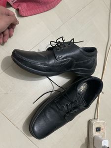 Black Leather Formal Shoes