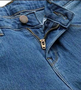 Women Blue Bootcut Heavy Fade Stretchable jeans