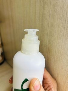 Plum Avocado soft Cleanse Shampoo