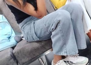 Wide Leg Jeans (NEW)