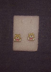 6 Stud Earrings