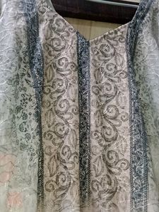 Floral Pakistani Kurta With Duppata