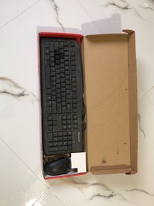 Microsoft Wired 200 Desktop Keyboard and mouse