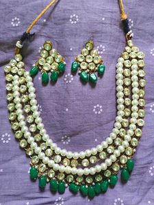 Green & Pearl Necklace Earring Set