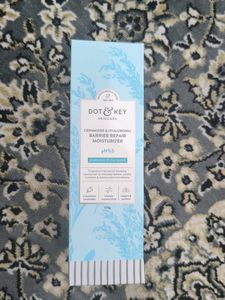 Ceramide Hyaluronic Moisturizer  175 Gm