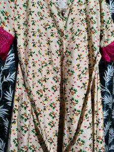 Gufrina Floral Print Kurta M