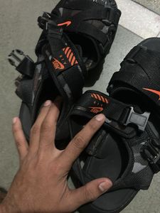 nike sandals uk 7