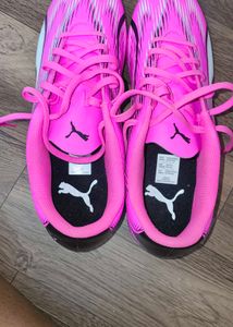 Football Shoes Puma Ultra soccer Boots Uk9 Size