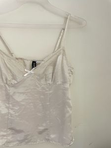 2 H&amp;M Top