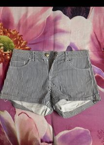 Striped High-Waisted Shorts Hi