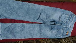 Light Wash Straight Leg Jeans