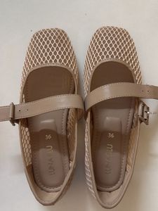 Luna Blu Beige Mary Janes - Size 36
