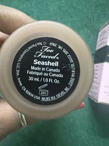 Too Faced Born This Way Foundation Oil Free