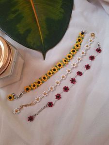 Daisy Bracelets(Each Rs60)