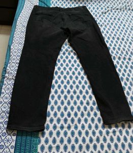 Spykar Men Midrise Straight Leg Cotton Jeans