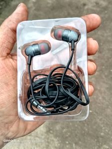 Boat Earphone