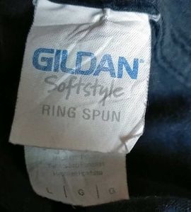 Blink-182 Smiley Face GILDAN T-Shirt