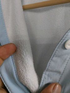 Sweat Shirt.