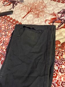 Beautiful black Rugged Jeans