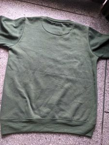 GAP sweatshirt