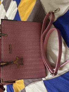 Pink Handbag 👜