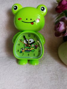 🆕 Imported Kerropi Sanrio Clock