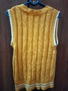 Vintage Knit Vest - Mustard Yellow