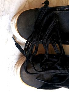 Black Canvas Shoe .