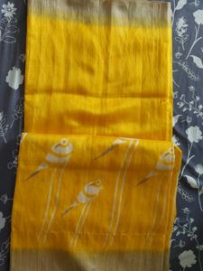 Yellow Printed Saree without blouse