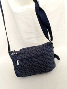 Kipling Authentic