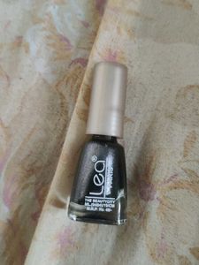 rubber band nail polish chain
