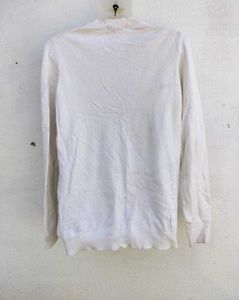 WHITE COREAN SWEATER