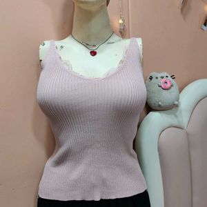 💖 Pink Ribbed Lace Trim Top! 💖