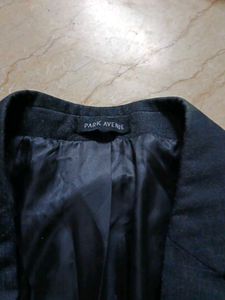 Stylish Men&#39;s Blazer