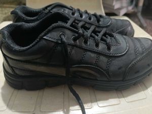 Black brand new shoes!! men women both