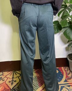 Classic Pleated Wide-Leg Trousers