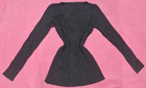 fitted winters Black Long Sleeve Top