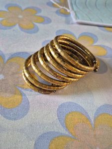 Golden Color Trending Bracelet For Women/ Girls