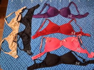 4 Cute Padded md 2 Non Pad Bra