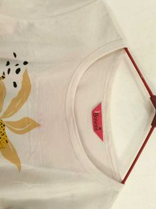 Cute Graphic Print Tee