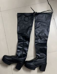 Stylish Black Thigh-High Platform Boots
