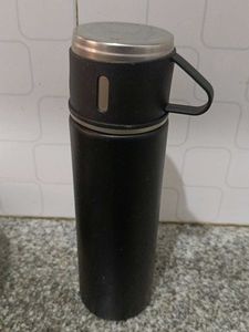 Matte Black Steel Water Bottle With Teacup