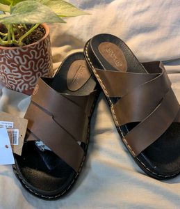 Woodland  Flip Flops (not leather) size 7🔥