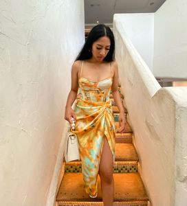 pretty little thing- dress inspired