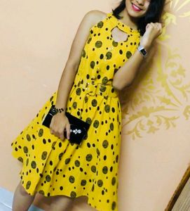 Yellow And Black One Piece💛