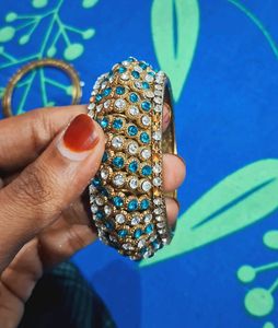 Heavy Beautiful Bangles💙🤍