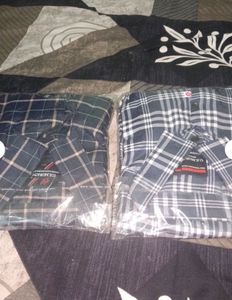 2 combo Men&#39;s Plaid Shirt Comb